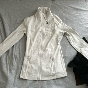 Lululemon define jacket!